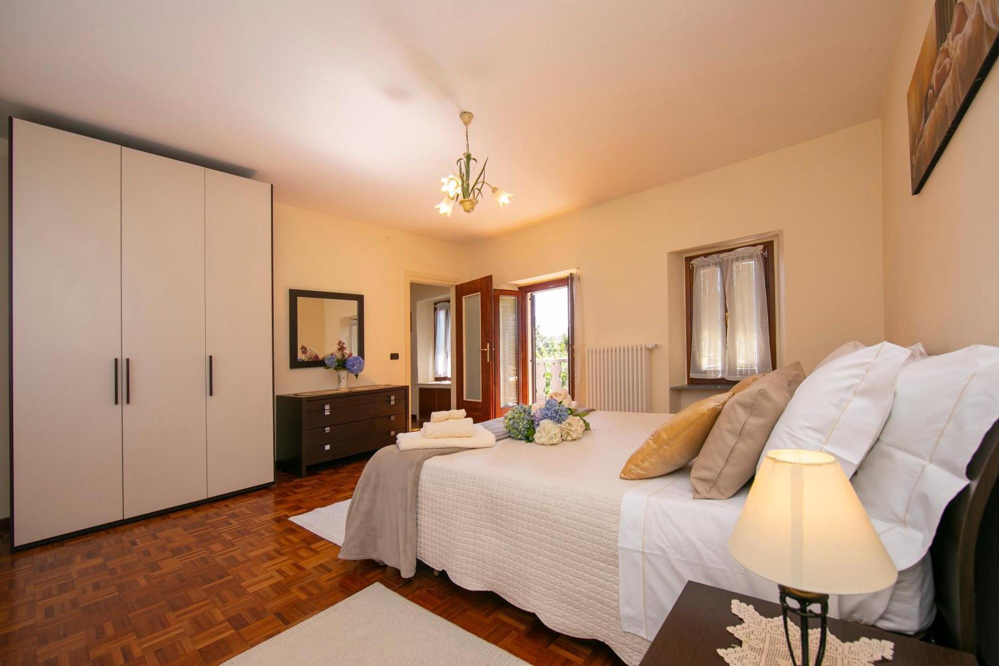 The Cottage On The Lake - Happy Rentals Baveno Exterior photo